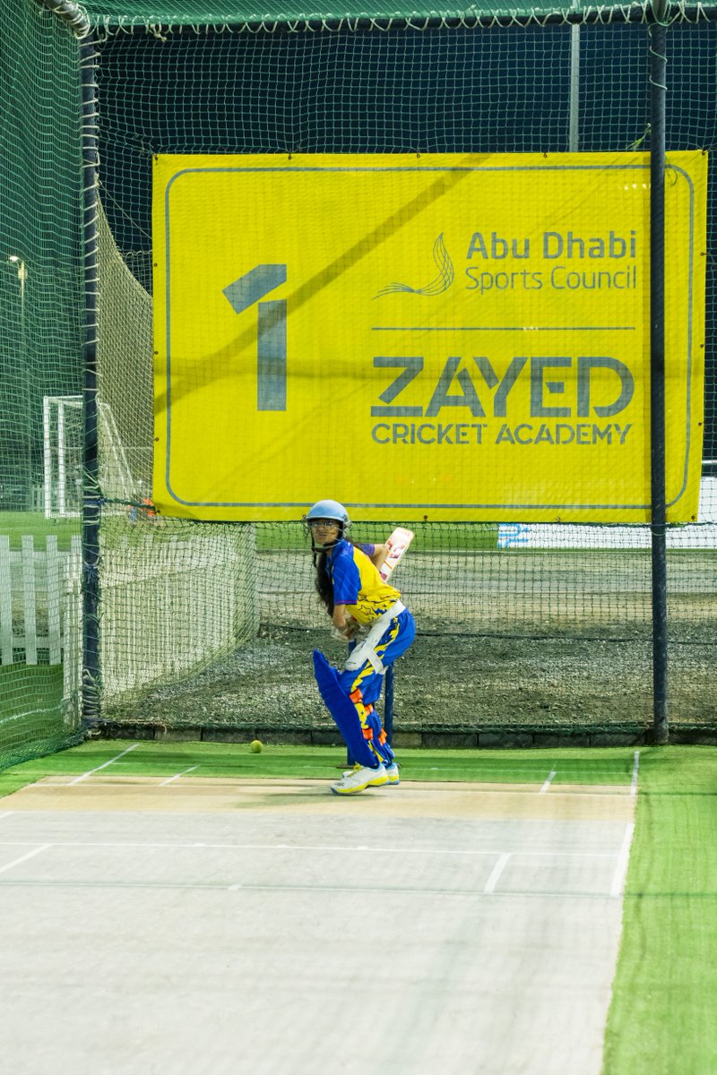 In the nets with our ZCA girls! 💛🏏

#Wearezayed #AbuDhabiSportsHub #Everydayisgameday #InAbuDhabi