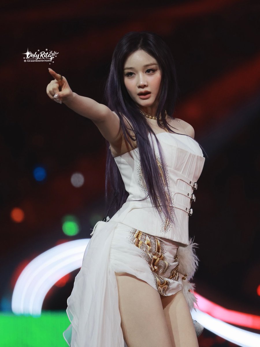 공주파리타♡ tweet media