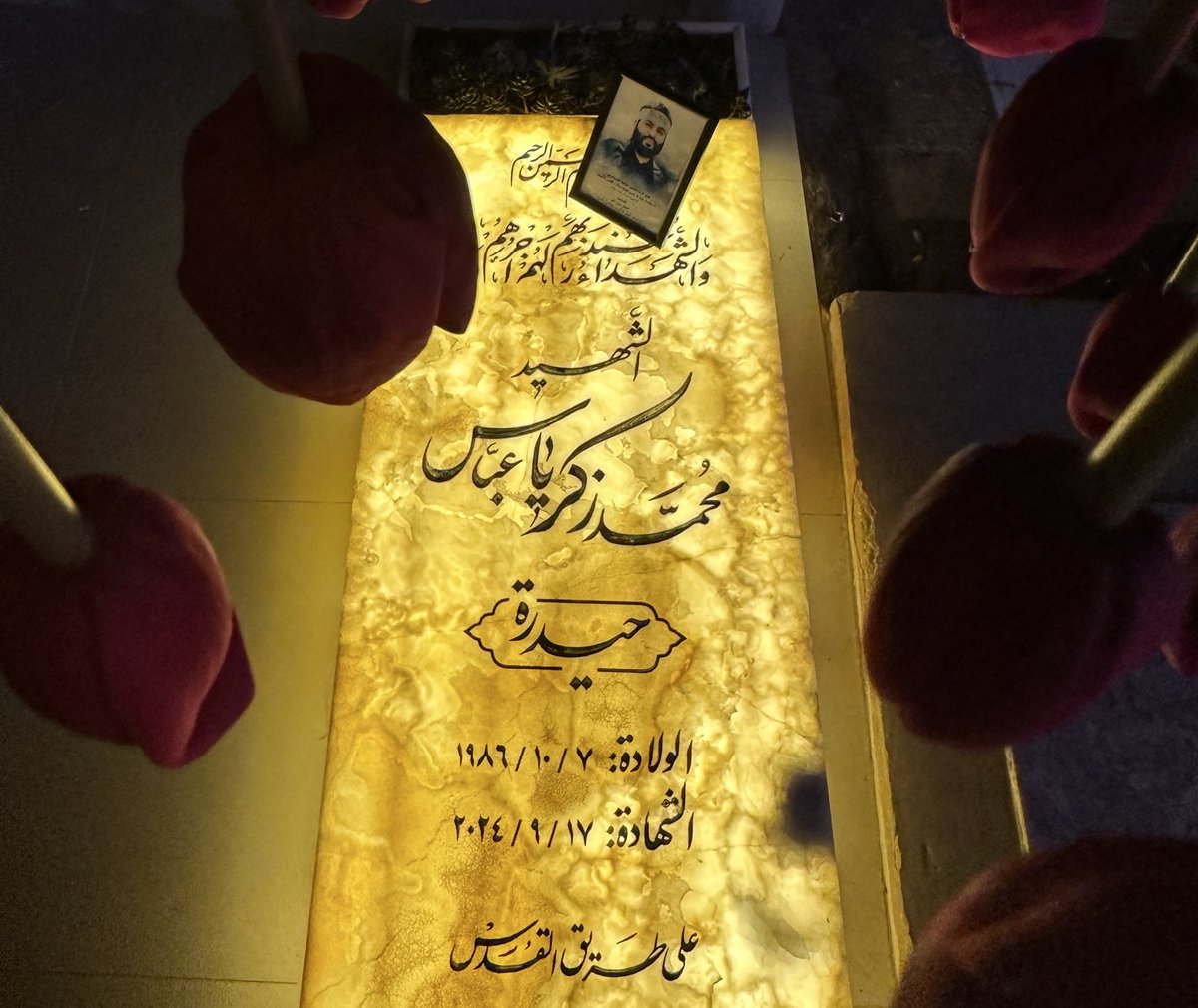 وَأَجْتَمِعَ فِي جِوارِكَ مَعَ المُؤْمِنِينَ .. 

#ليلة_الشهداء 
#ليلة_الجمعة