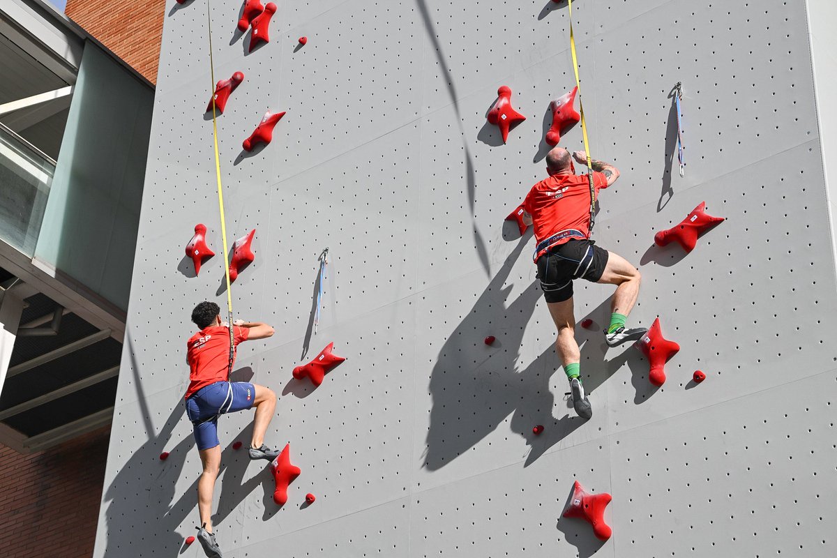 berni alvarez tweet media