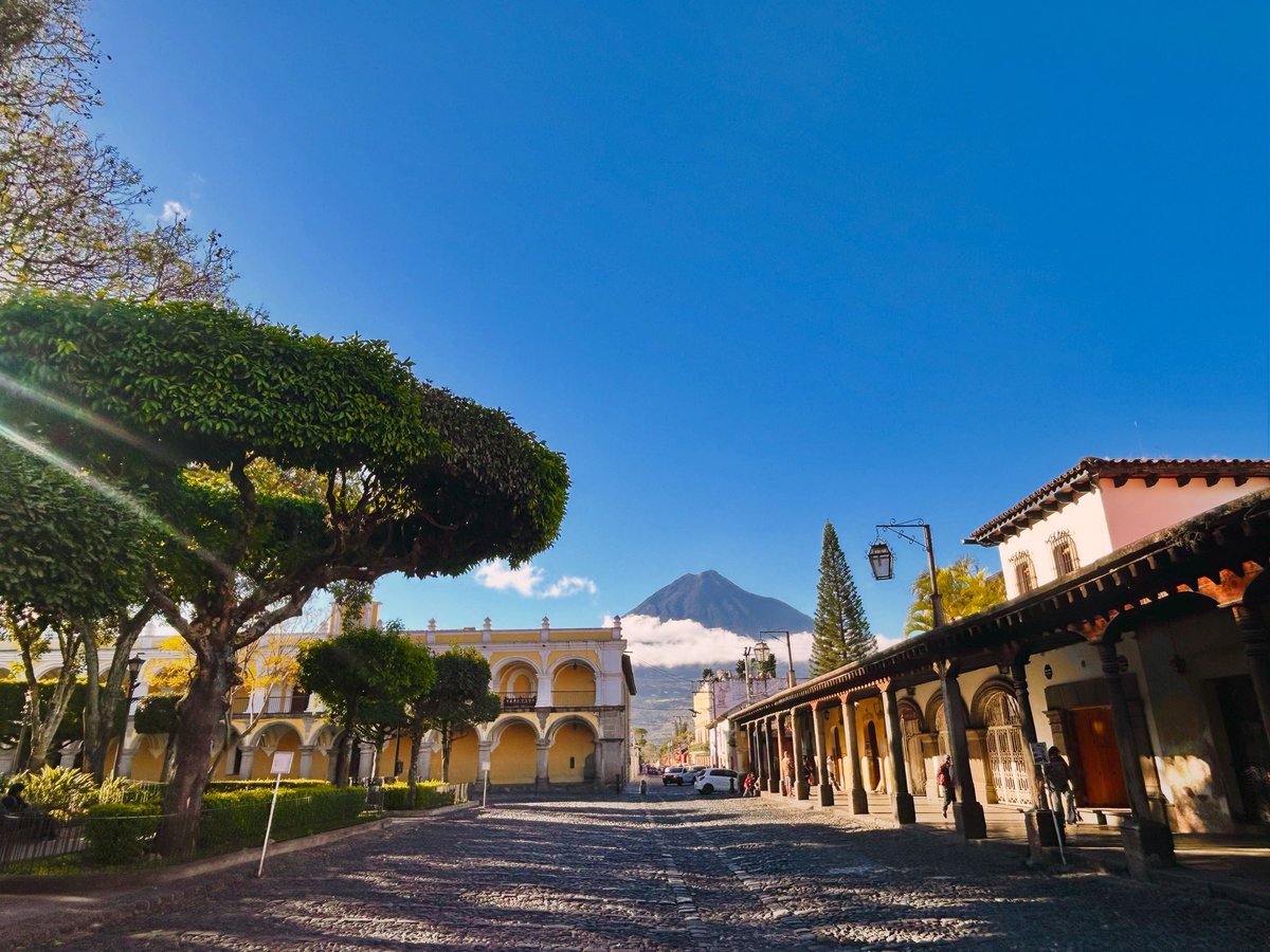 fiaheisenberg's tweet image. La paz de Antigua tempranito.