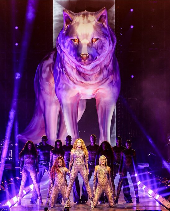 ¡Felicitaciones, Shakira!

💎 Rompió el Récord Guinness Mundial de la gira hispano/latina más taquillera de la historia, "Las Mujeres Ya No Lloran World Tour" ya recaudó $421,6 MILLONES de dólares y vendió 3,3 MILLONES de tickets