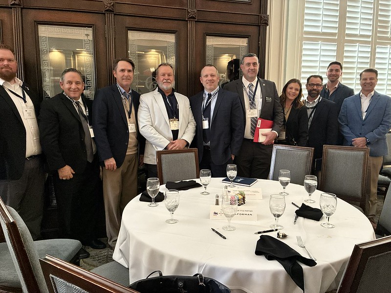 Holmaninc tweet media