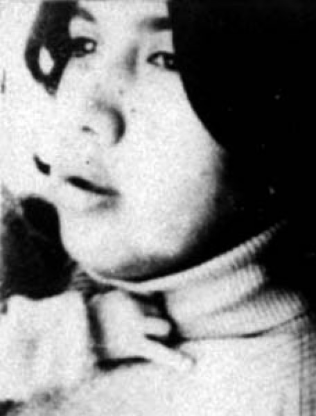 ANPIRomaPosti's tweet image. Militante del #FRP, #GladysVallePorcel, dopo essere stata sequestrata nell'ottobre '76, detenuta e torturata presso i #CCD:"El Vesubio" e "Proto Banco", il #3febbraio 1977, con altri tre compagni di lotta, venne assassinata dai militari argentini a #Ciudadela. Aveva 24 anni.