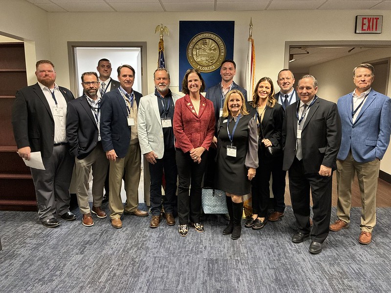 Holmaninc tweet media