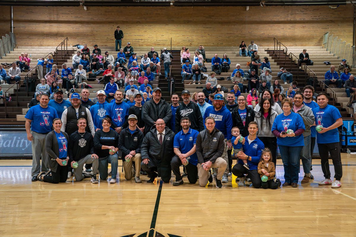 Ross Cimpl tweet media