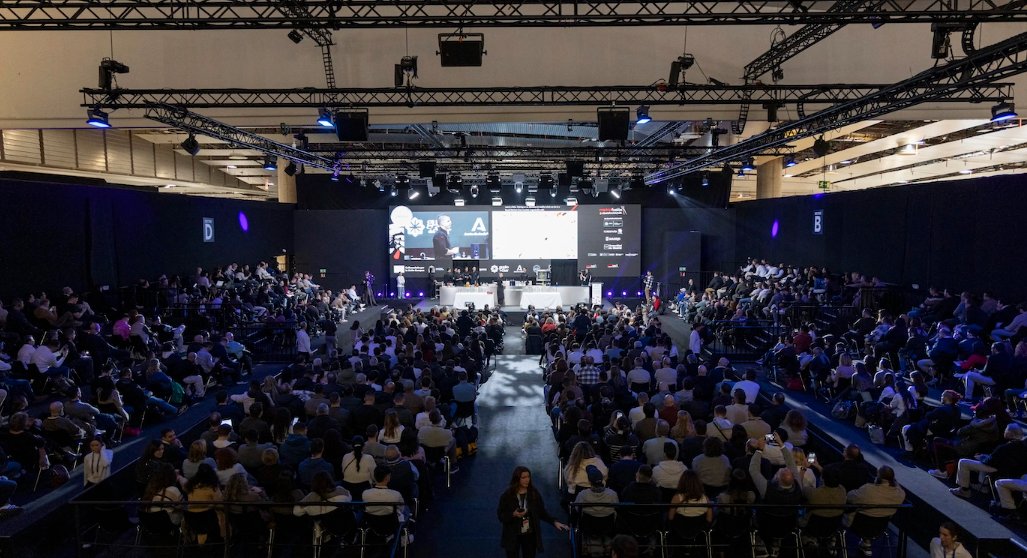 Esta semana estuvimos en <a href="/madridfusion/">madrid fusion</a> y salimos encantados con la gran oferta en la feria, ampliación de actividades y dinamismo. ¡Bravo!