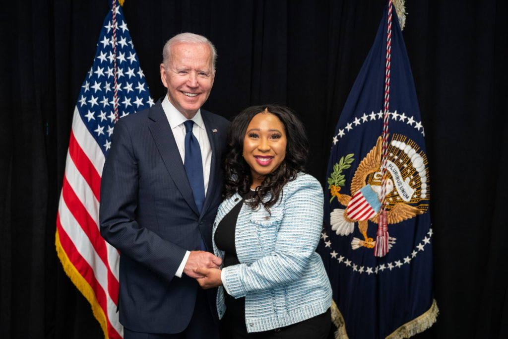 LeadingReport's tweet image. BREAKING: Oklahoma Democrat Rep. Ajay Pittman resigns after pleading guilty to forgery and conspiracy charges.