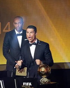 afaceleecion's tweet image. ❗️بعض الأرقام لرونالدو وميسي قيد الزوال! كنا نقول دوما ان كثره الاهداف ليست بالضروره ان توصلك لعرش الكره العالميه" لان النظر لهذا غالبا ما يوصلك للفالصو❗️
وهذا كان منظور رونالدو عكس ميسي الذي تفوق على الاهداف ' لو نظرنا إلى عمق كره القدم ' تجد ان المقياس الأساسي هو السحر والتأثير