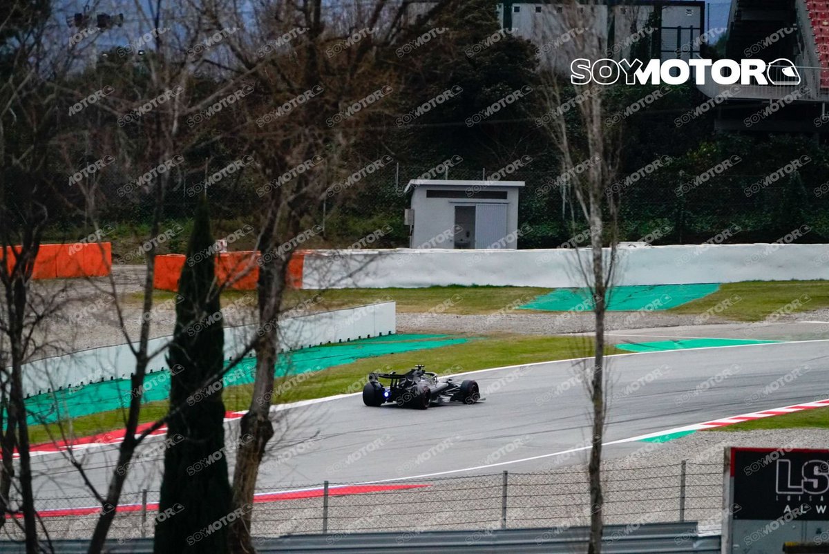 SoyMotor's tweet image. 📸MÁS IMAGENES

💣ESTE ES EL MONOPLAZA DE FERNANDO ALONSO PARA 2026 

 #F1 #F1Testing