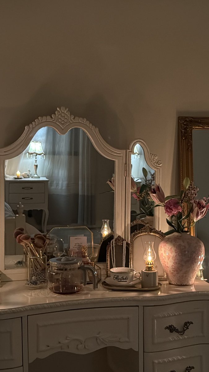 Ｅｌｓａ🦋 tweet media