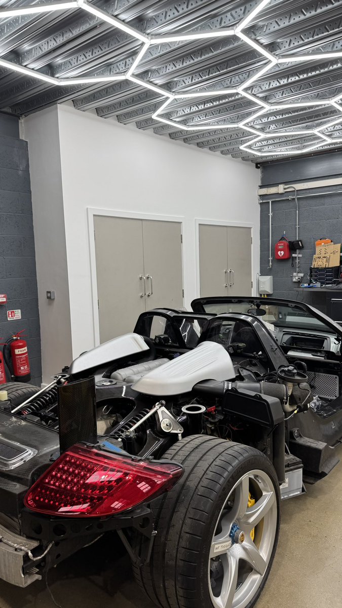 Simon Truscott tweet media