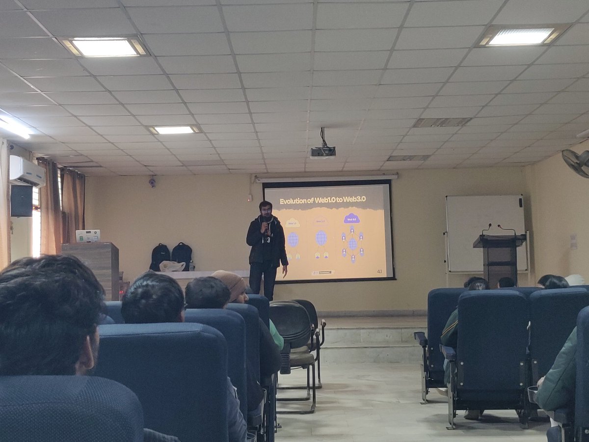 Rishabh Tenguriya tweet media