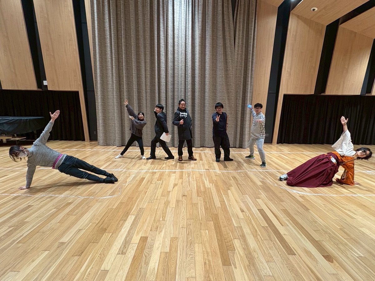 はい、ポーズ！∠( ˙-˙ )／ #浪漫好 #サクラミツツキ