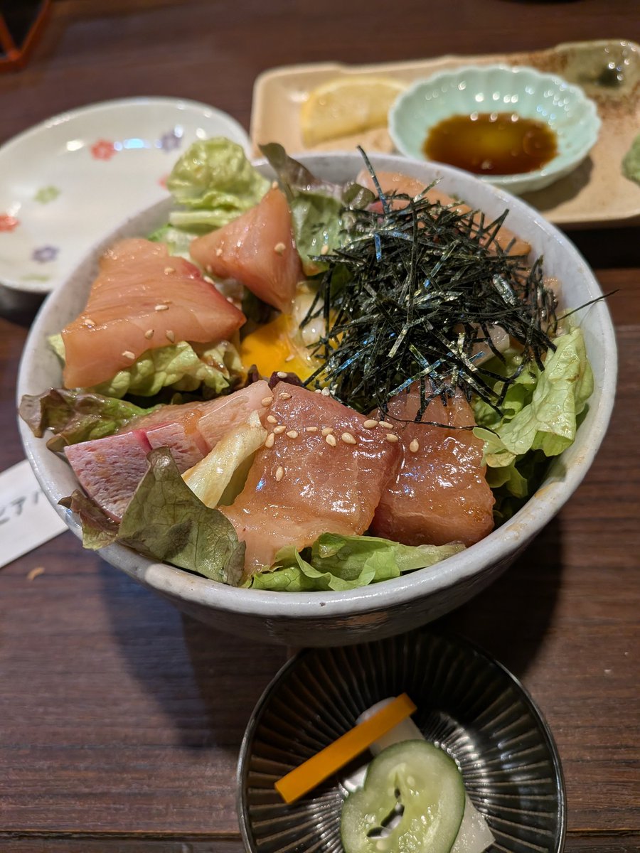 staley1985's tweet image. 大分出張の夜は名物をあれやこれやと。