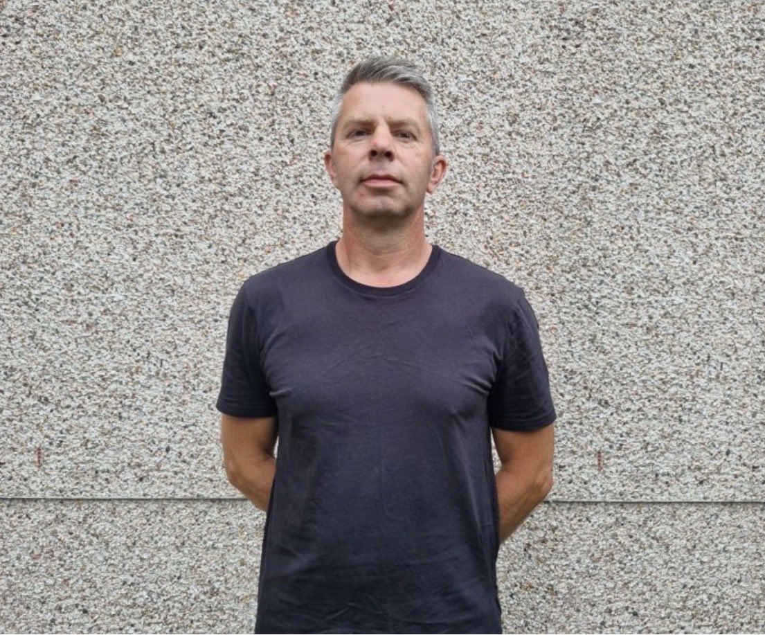 David Toshack — a trainee Prison Custody Officer in Scotland— was sacked for refusing to call male prisoners “she/her”.

David was praised throughout five weeks of training and participated thoughtfully in discussions, including those on managing trans prisoners.

He explained