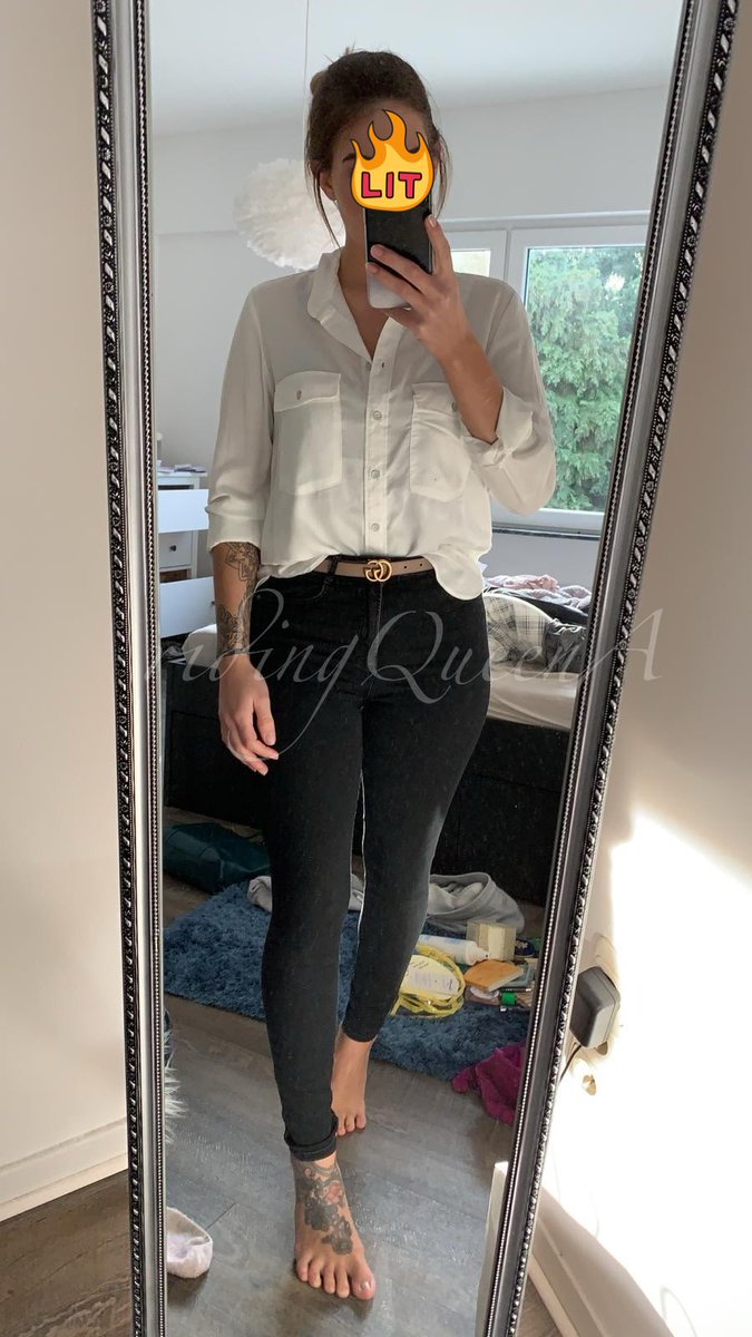 Meine Verehrung kennt keine Grenzen! 😈 Also hopp hopp, sein ein braver Sklave und tritt meinem Telegram-Channel bei: t.me/+cPUnciu-N7gzN…

Du kannst nicht anders, als deinen Kopf und dein Konto weiter von mir f!cken zu lassen. 🤭

Moneydom Feetlover Herrin Gürtelfetisch