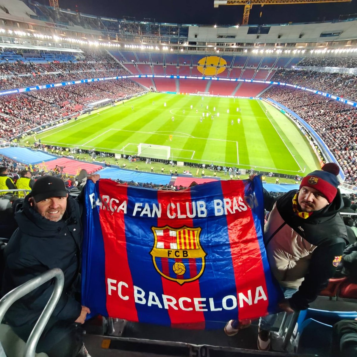 <a href="/pbelstamarells/">PB Els Tamarells</a> <a href="/AlmogaversEmp/">PB.AlmogàversEmpordà</a> <a href="/PenyaSantiago/">Penya Barcelonista de Santiago de Chile</a> <a href="/FRONT532oficial/">P.B.FRONT532</a> <a href="/PenyaParis/">Penya Blaugrana de Paris</a> <a href="/Barca_Dallas/">Barca Dallas</a> <a href="/penyacph/">PenyaCPH</a> <a href="/BarcaPenya/">PENYA BARCA COTLLIURE OFFICIAL</a> ✨ Quina gran nit de Champions, penyistes!!!

🔵🔴 #FemBarçaFemPenya #ForçaBarça