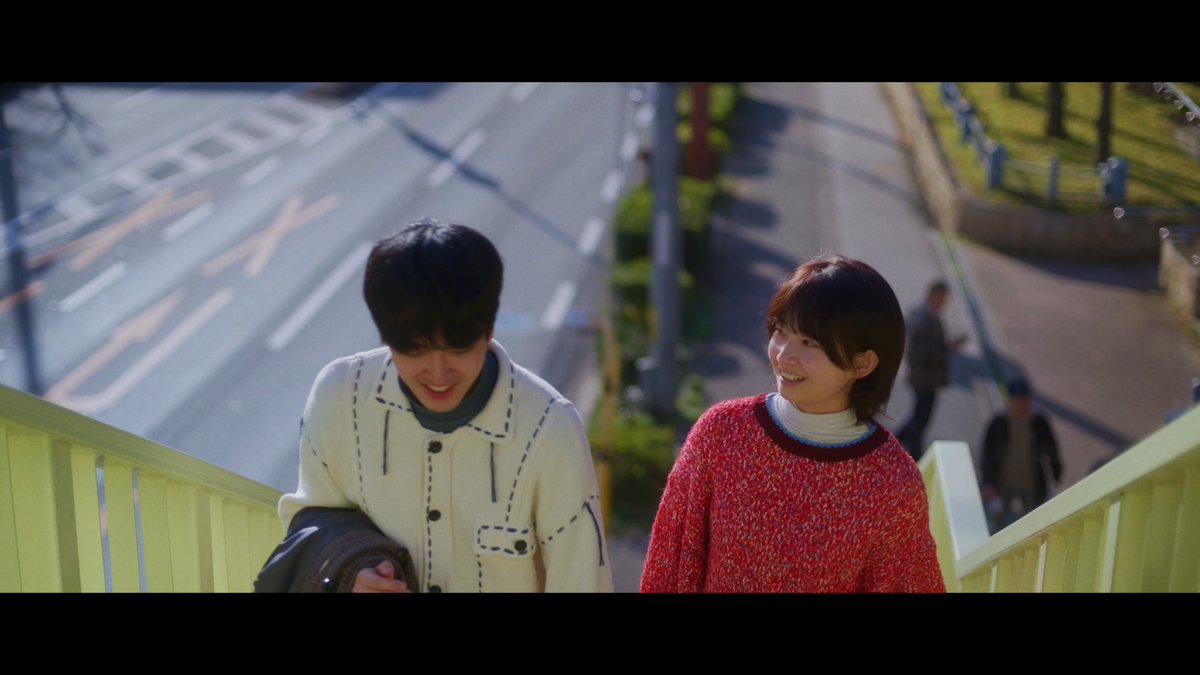 【お知らせ☃️】  
NewEP『ⅲ/スリー』に収録されている  
「雪」のMusic Videoを制作しました。    

明日21時にプレミア公開となります。  
是非ご覧ください。  
youtu.be/lLhwG20X-dw