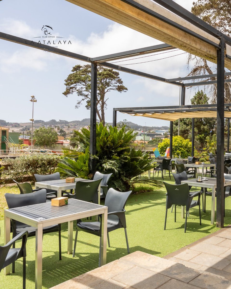 Nuestros espacios exteriores pueden ser un poco fríos en el inverno lagunero, ¡pero no hay duda de que al menos se disfrutan las vistas!

Contacta con nosotros a través del teléfono 📲 615 618 475 o el email atalayaeventos@lopezecheto.com