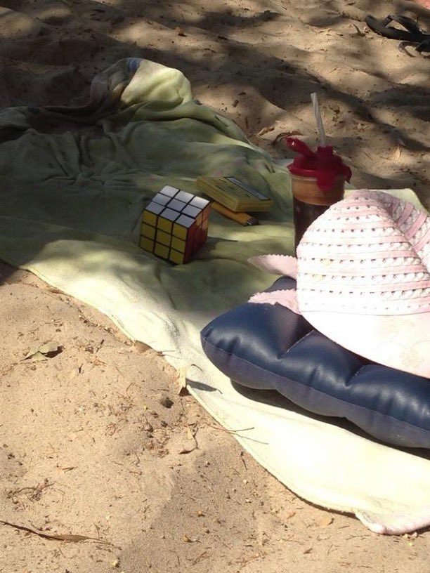 Strataataa's tweet image. So I find an unsolved rubix cube, I take it and solve it when nobody's looking then I put it back and just watched 😂😂