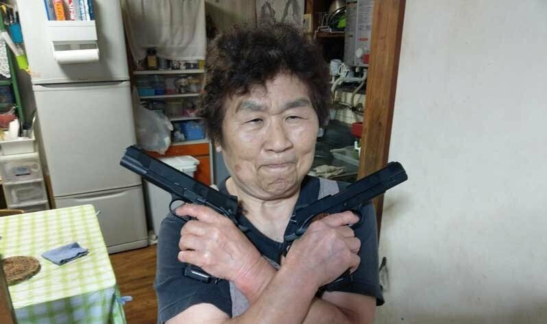 doldolhoon's tweet image. 죽음이 너의 곁을 걷는다