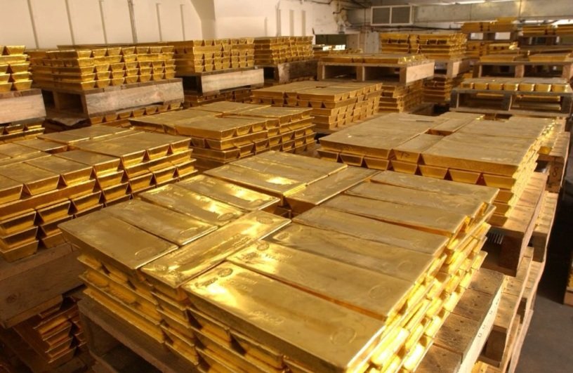 AfricaFirsts's tweet image. Ghana 🇬🇭 is the largest producer of GOLD in Africa, and the 6th largest worldwide.