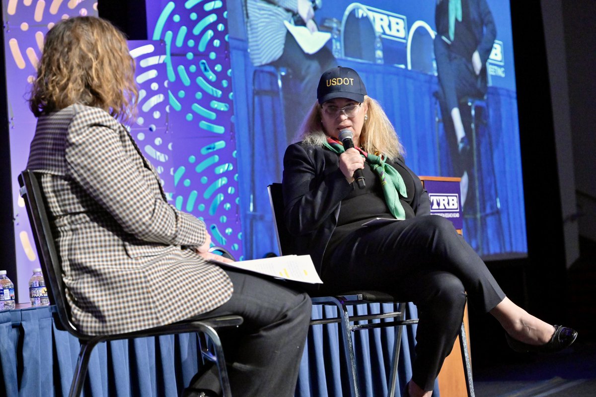 NASEMTRB's tweet image. Watch the chat from #TRBAM between TRB Executive Committee chair Leslie Richards and Seval Oz, Senior Advisor, @Research_USDOT on personal and administrative visions of transportation.

ow.ly/g72650Y4x0o