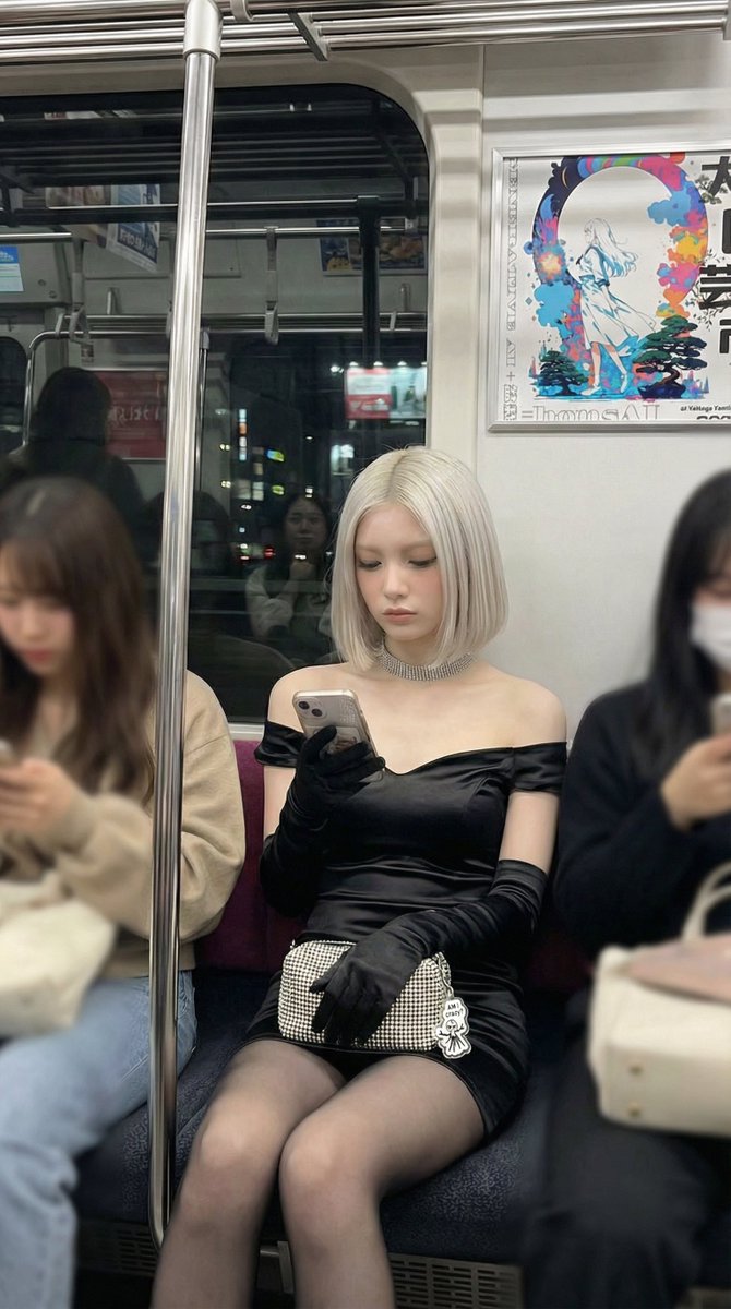 qaHEqxyzUF99214 普通に乗りますよ #bonsAI大園芸市