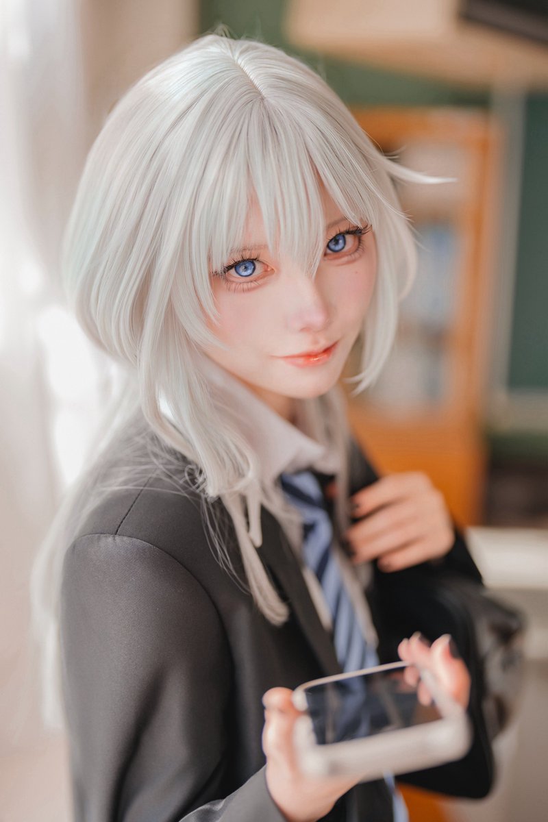 灰宮先輩は怖くてかわいい。