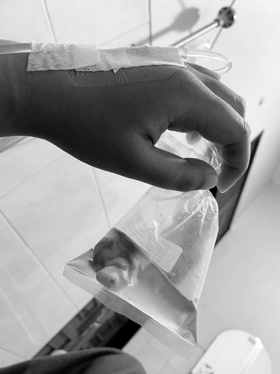 comfoht's tweet image. gw gak tau ini gmn.. sekali minum chia seed malah gak bab 6 hari jirr, ujung2nya usus buntu meradang dan harus op 😭😭😭