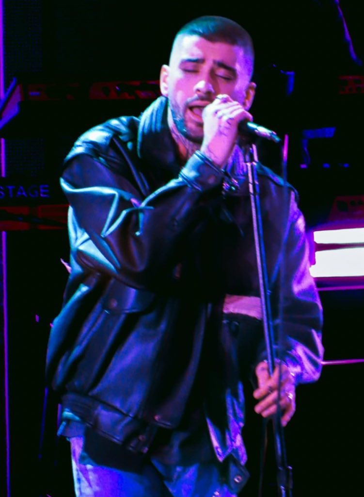 edixposts's tweet image. zayn javadd malik. 💜

📸 @ annasconcertphotos