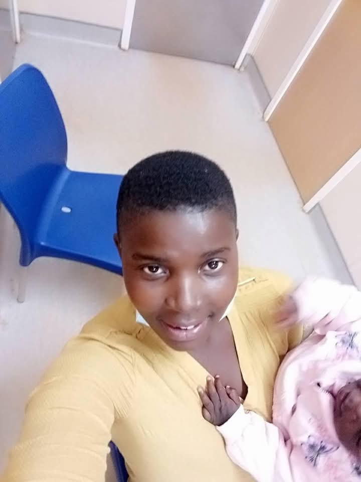 AmaniDrc's tweet image. This was my child😢. I lost💔 her to the violence. I am now alone and still in danger. I am asking for help to reach safety.
gogetfunding.com/help-teen-mom-…