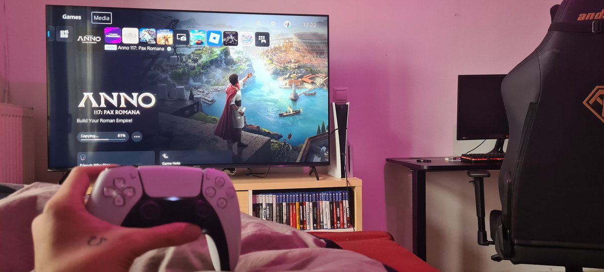 MrHitman tweet media