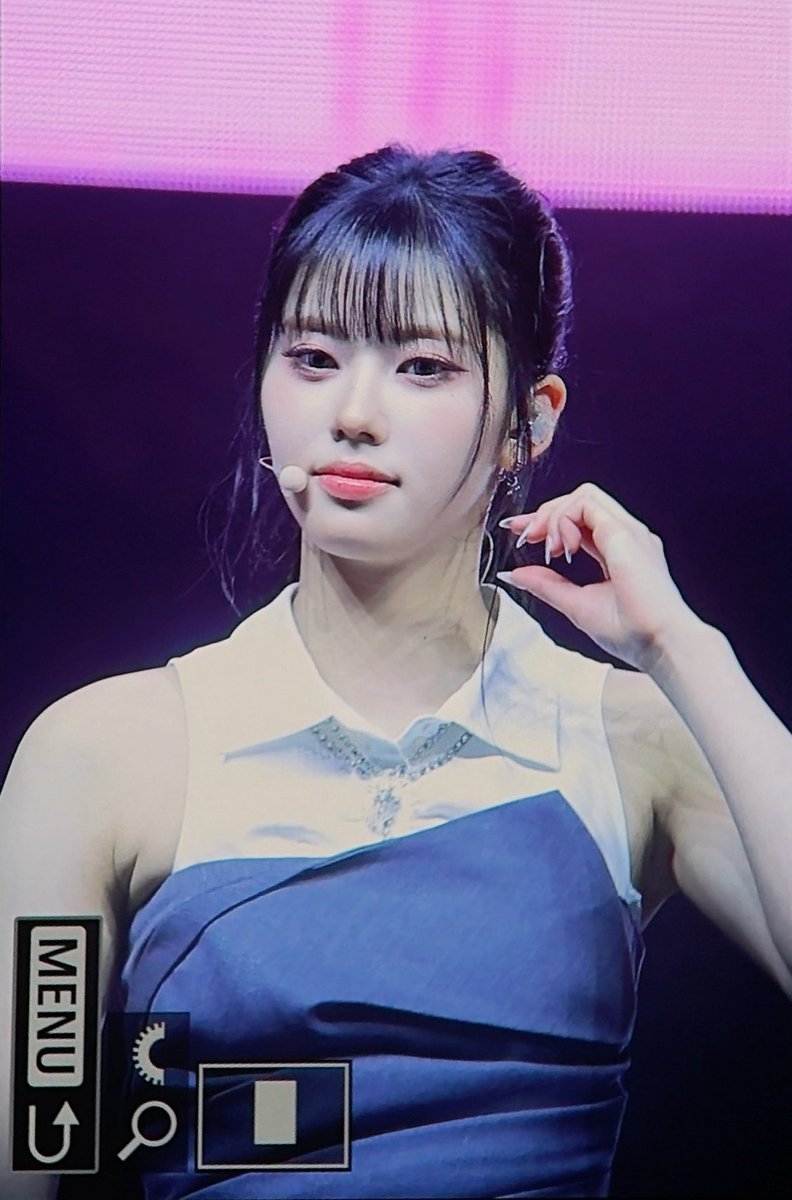 𝑨𝒏𝒔𝒘𝒆𝒓 tweet media