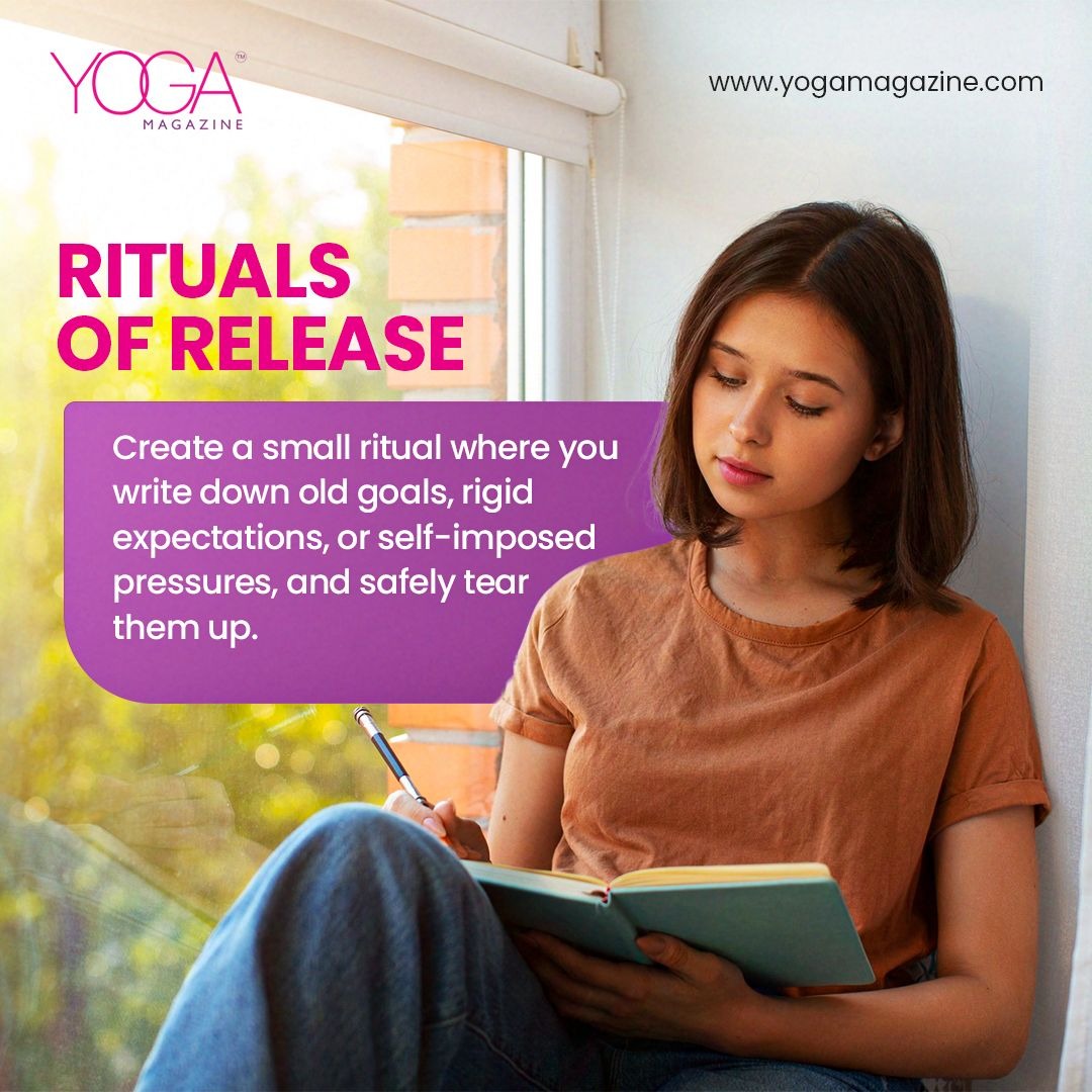 myyogamagazine's tweet image. Your inner critic doesn’t need to be defeated—only understood. Discover gentle practices to shift self-judgment into awareness.
Read “Thought Is Not Truth” in the latest YOGA Magazine.

#MindfulLiving #SelfCompassion #InnerWork #YogaMagazine