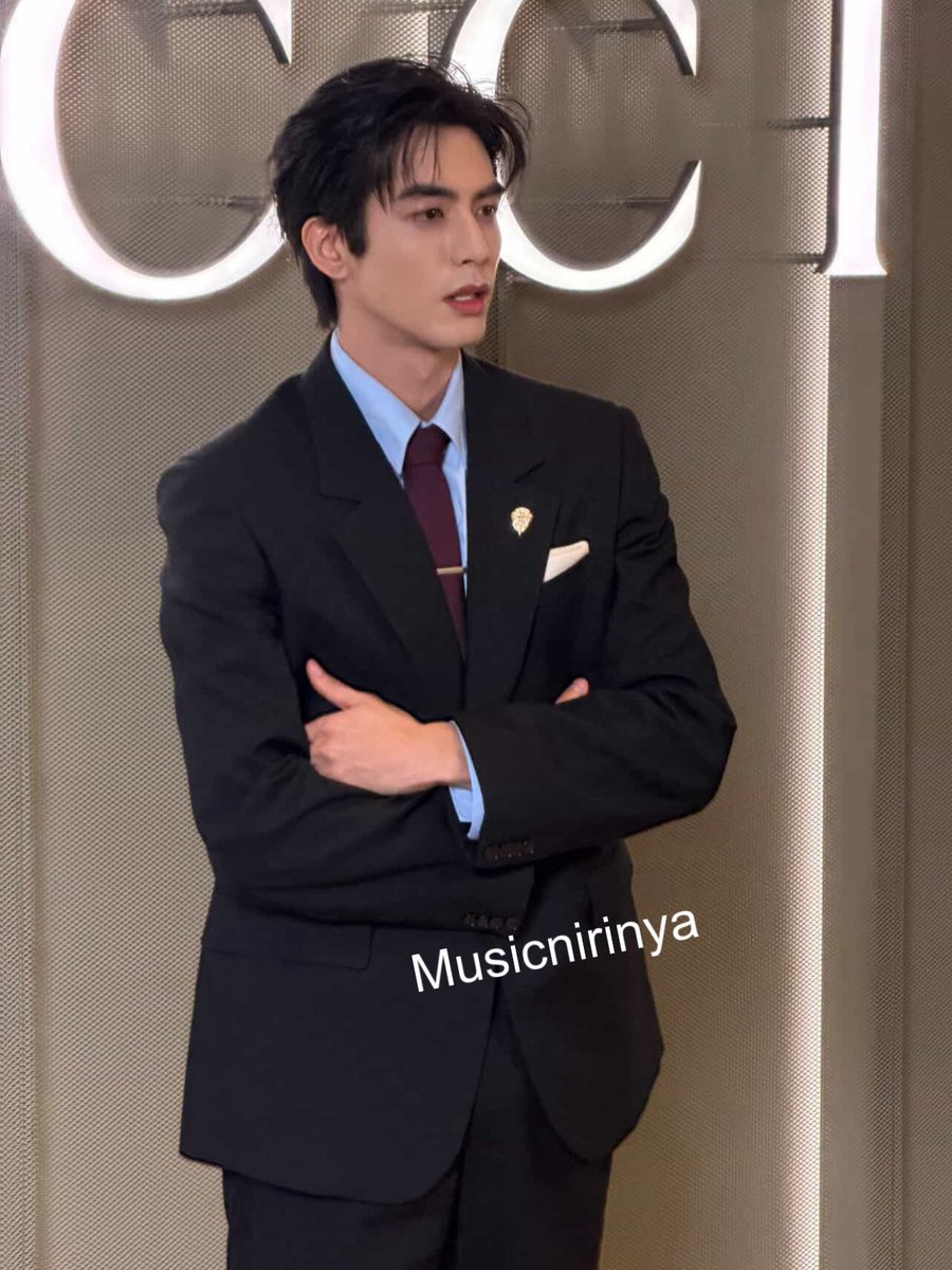 issmesoodsuay's tweet photo. #SongWeilong #ซ่งเวยหลง #GucciCentralEmbassy https://t.co/tghu5Ie5HN