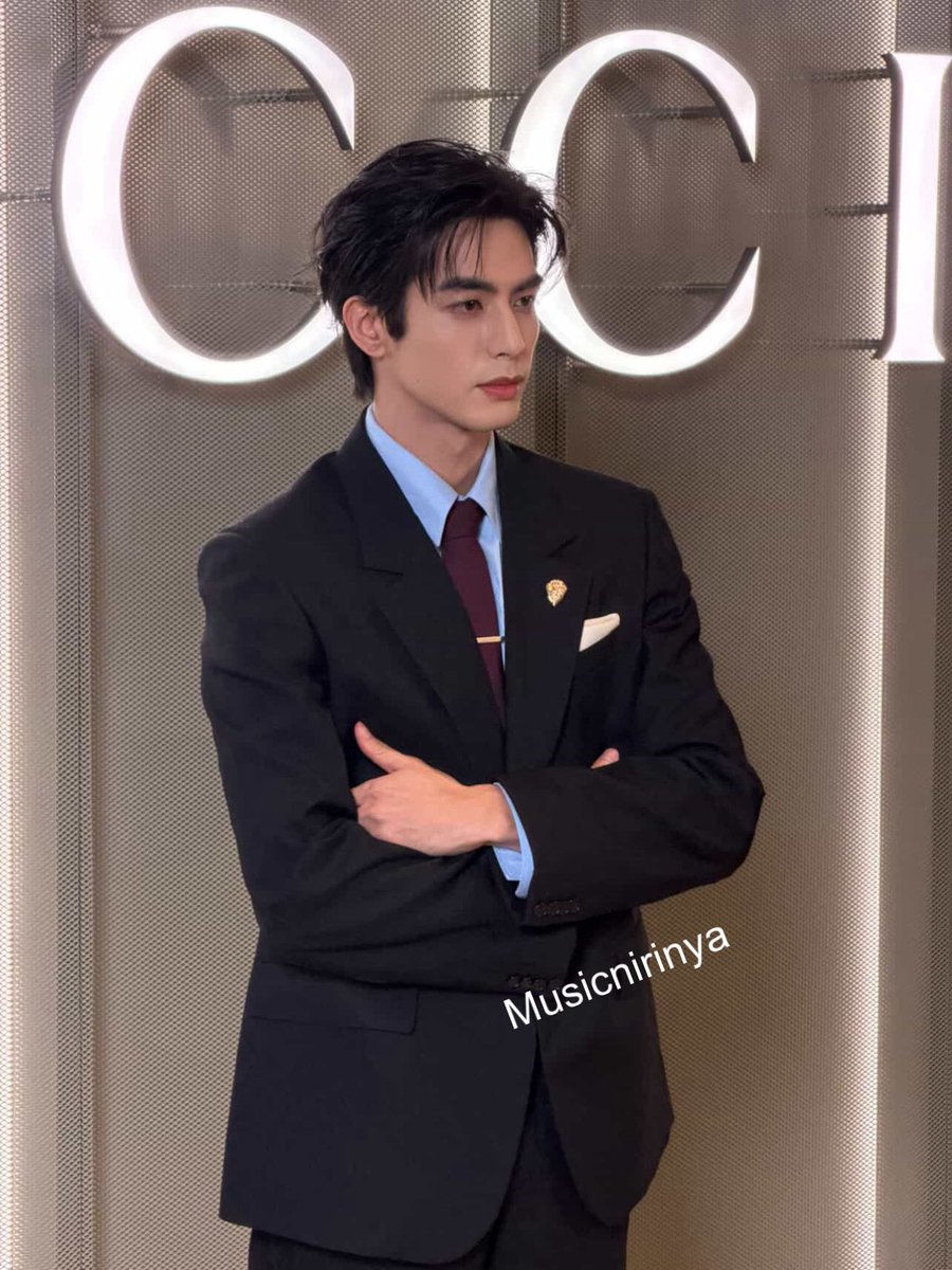 issmesoodsuay's tweet photo. #SongWeilong #ซ่งเวยหลง #GucciCentralEmbassy https://t.co/tghu5Ie5HN