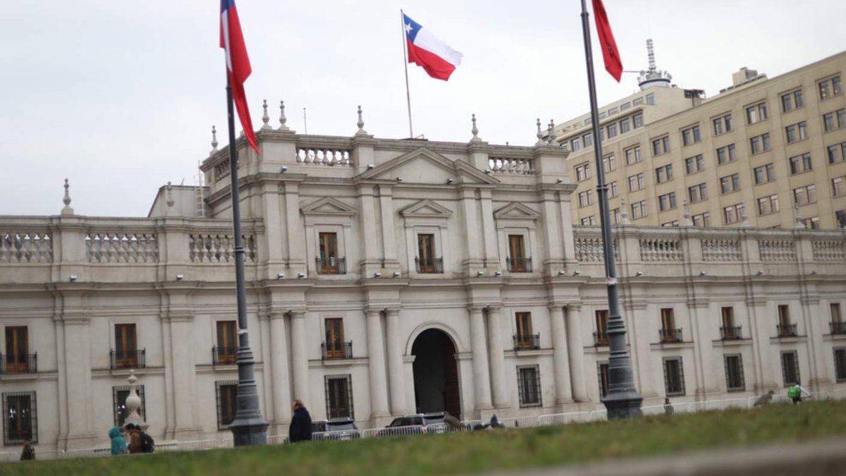 “490 días sin respuesta”: Hijo de gasfiter muerto en La Moneda acusa abandono y silencio del Estado

Más detalles acá ➡️ tinyurl.com/mvk7uba2