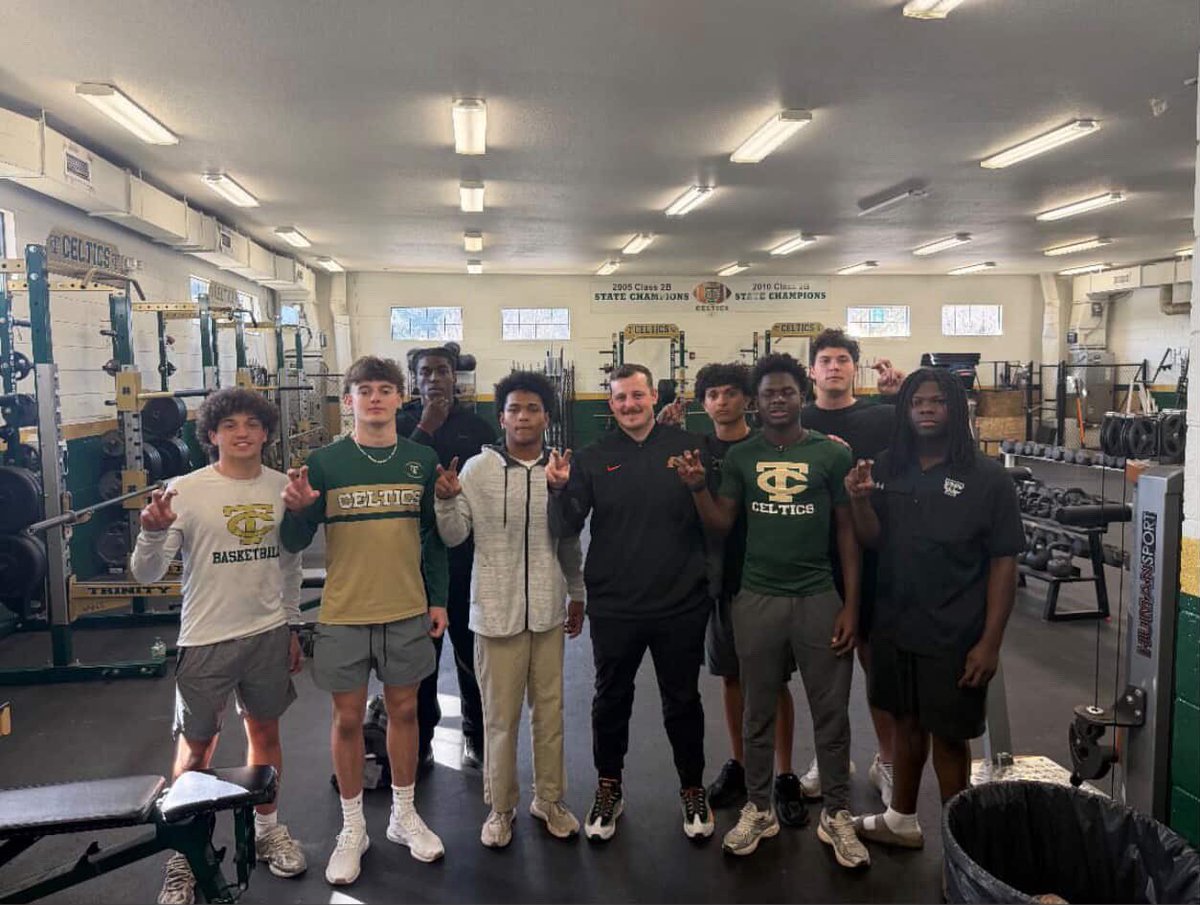 Christian Neal tweet media