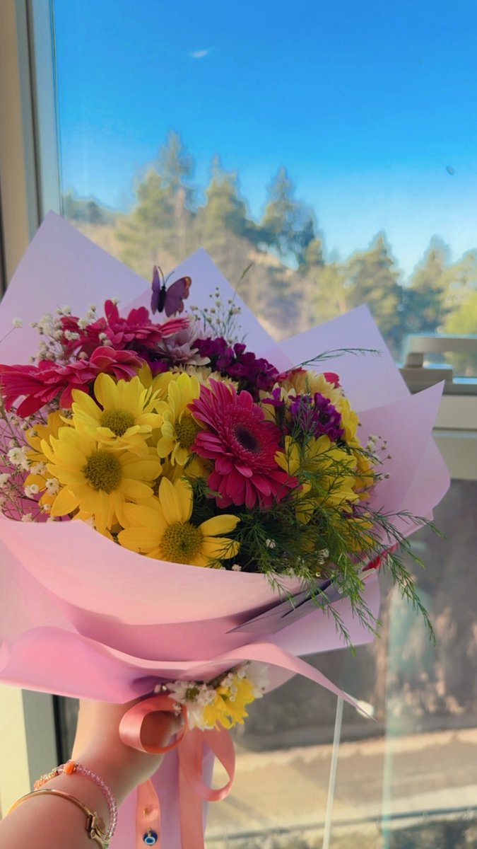 FatmaSay18's tweet photo. Günümün güzelliği.💐 https://t.co/9WVONsDf01