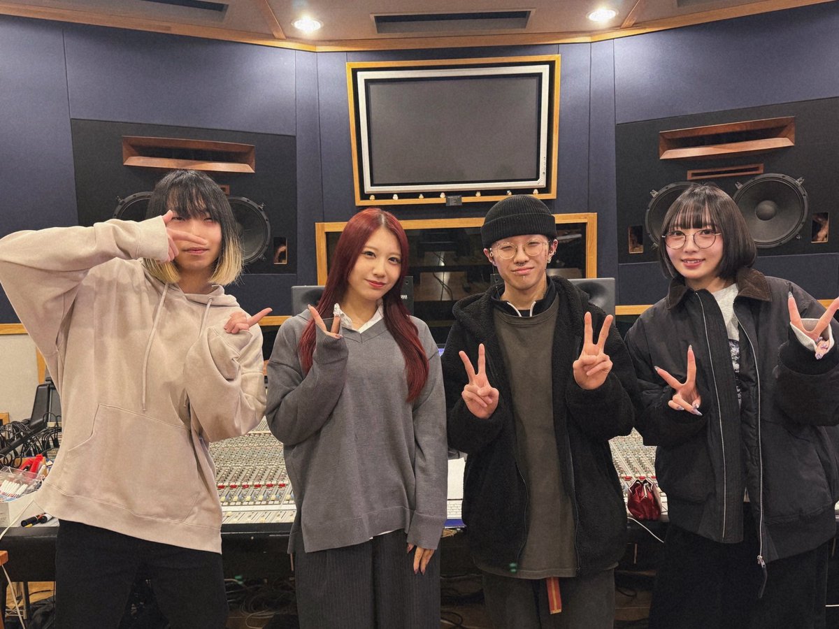 ケミカル⇄リアクション tweet media