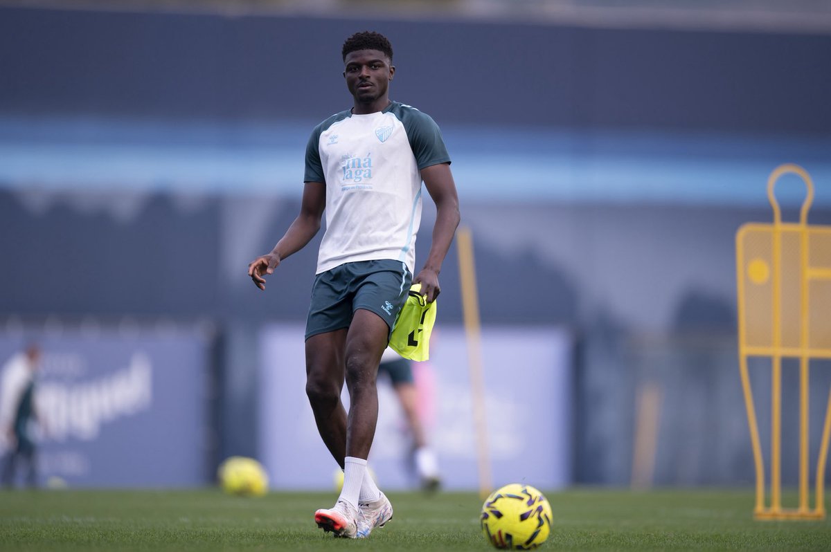 🗣️Loren Juarros: “Sobre el tema Moussa, estamos contemplando la posibilidad de que en vez de salir a jugar fuera hacerle un plan concreto aquí y que juegue los minutos que tenga que jugar en el Malagueño”