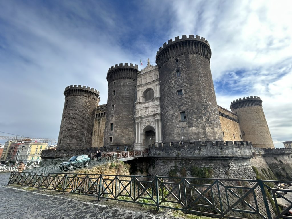 Josh Day tweet media