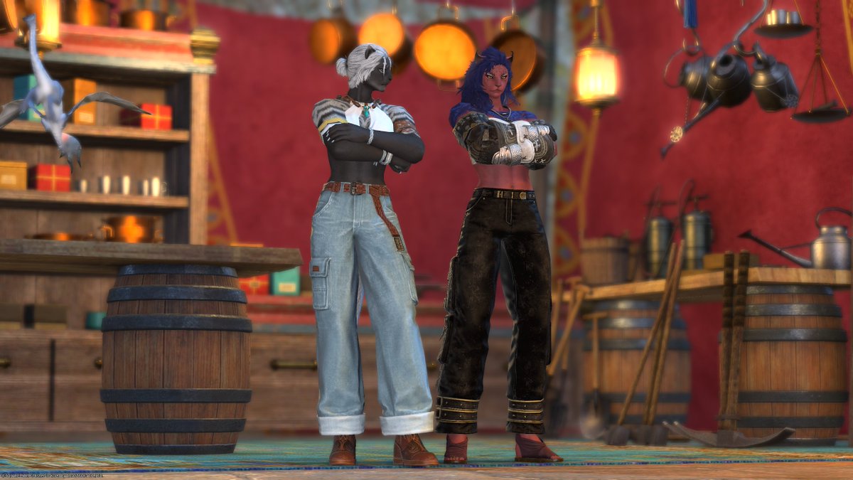 알려주신 분들 덕분에 그이를 잘 만나고 왔습니다. . 감사합니다 . . 기념사진도 찍었습니다