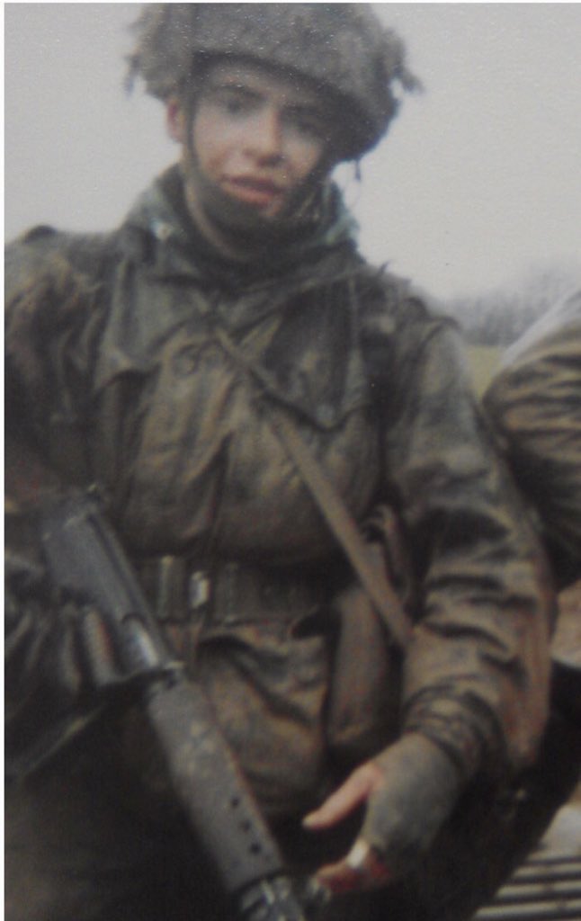 <a href="/MarchForRejoin/">National Rejoin March</a> Former soldier here - Reform UK are Grifters,  Racists and TRAITORS. 

Farage and Reform do NOT represent me.