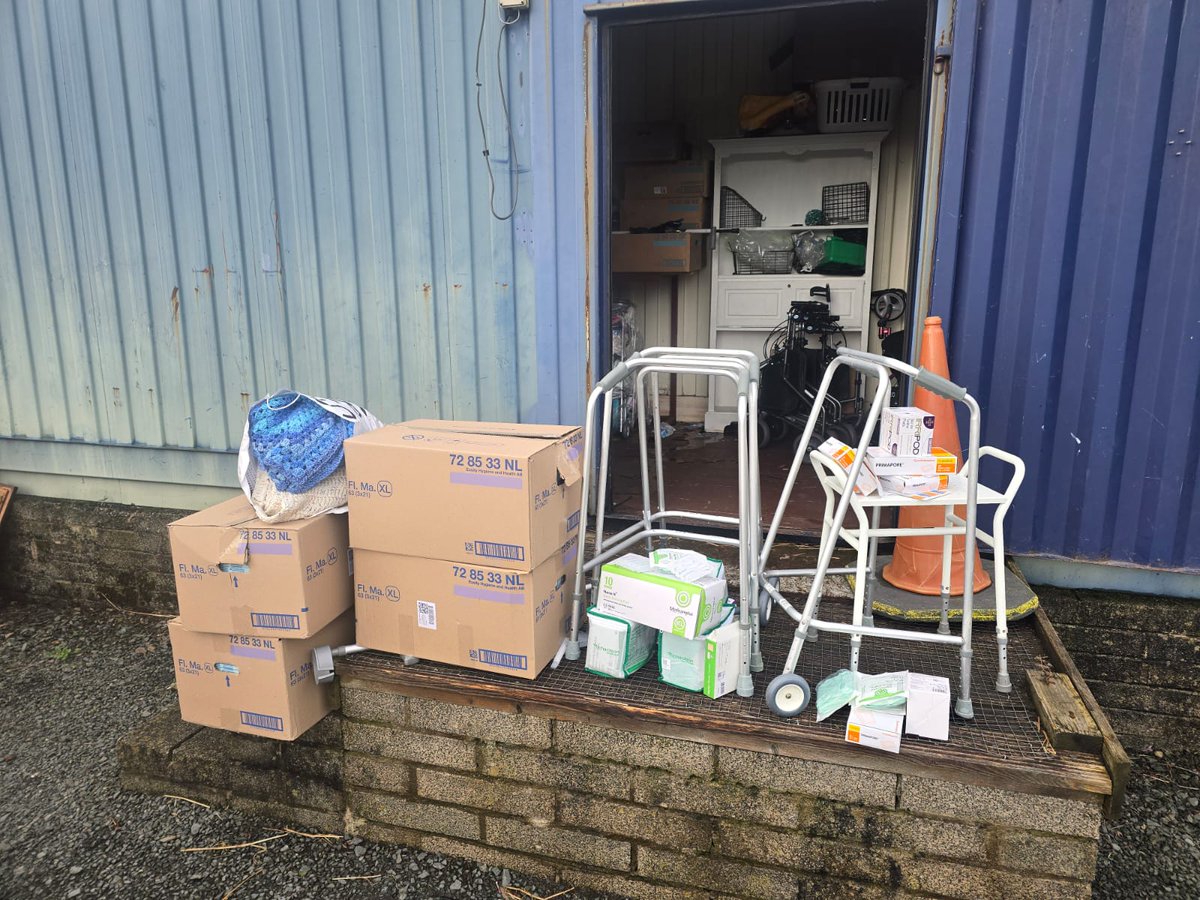 BurdenIn2Action's tweet photo. This week, we were delighted to collect Tena pads and mobility aids from a Fold in Belfast, and some dressings and medical consumables from a local pharmacy. These are now stored at Ballynahinch Baptist Church, ready for the next shipment to Ukraine this weekend. https://t.co/QvUrmVkKSv