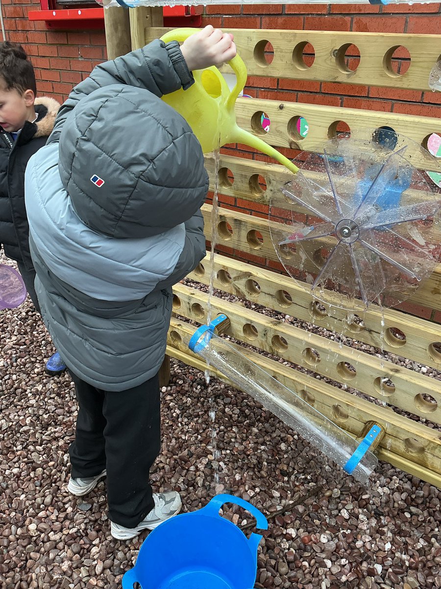 Parkfield's tweet image. The Cherry Tree children are loving their new outdoor play equipment 🌳✨ So much fun climbing and balancing, pouring water and watching it flow 💧, digging in the sand, exploring freely and building confidence every day! #OutdoorPlay #LearningThroughPlay