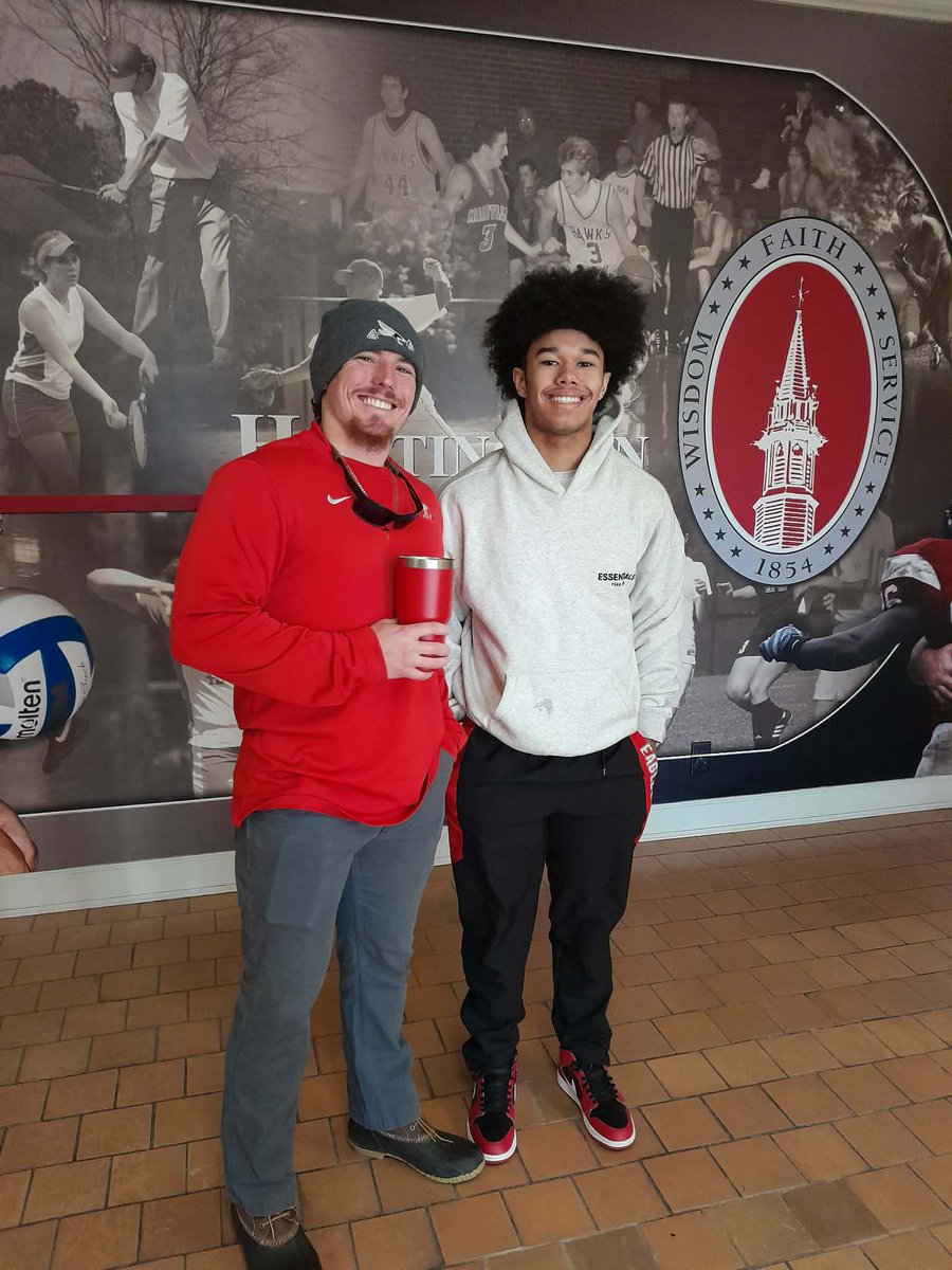 marcusrosier07's tweet photo. Thank you @CoachDornHC for the visit i had an amazing time and it was great meeting you and the rest of the staff!! https://t.co/JbreK177Sk