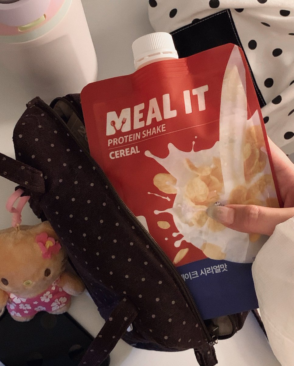 lily_da_'s tweet image. 이거 ㅈㅉ 맛있다
호랑이 씨리얼 다 말아먹고
마지막에 남은 우유 원샷하는
딱｡ 그 맛임